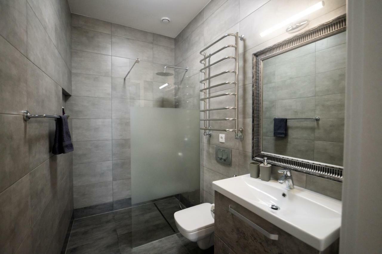 Avalonrestapartments Lviv Buitenkant foto